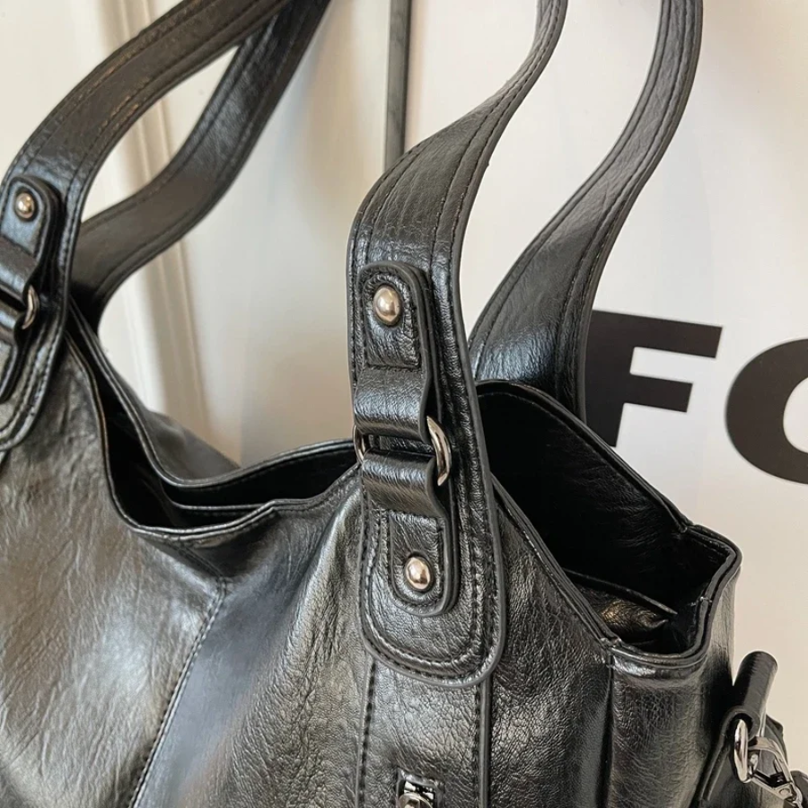 Alma | Shoulder Bag for Women - Multi-Compartment Design in PU Leather