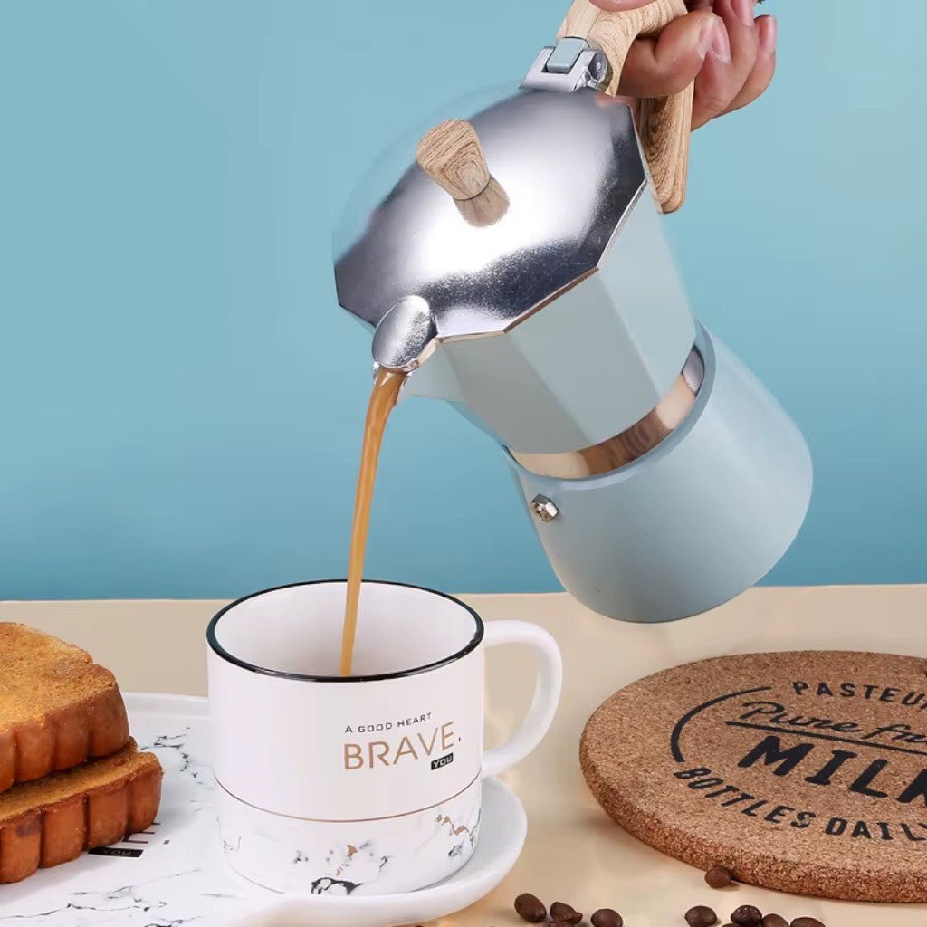 Aluminium Moka Pot – Stovetop Espresso Maker for Rich Coffee Brewing