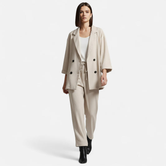 Aveline | Women's Suit Set – Double-Breasted Wrinkled Design 1