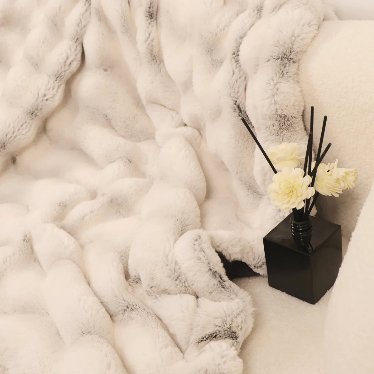 Blanket | Deep Wave-Textured Pile, Soft On Both Sides
