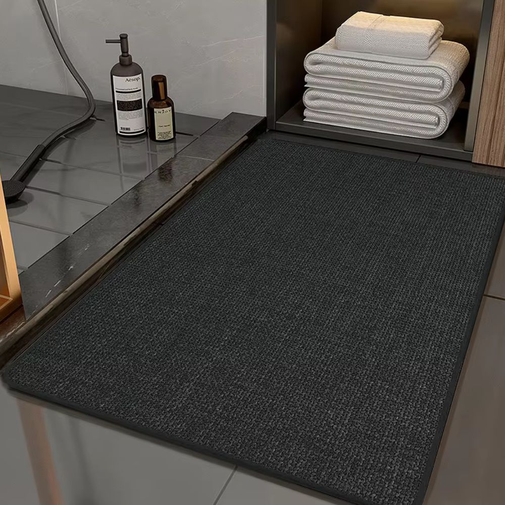 Braided Comfort | Non-Slip Bath Mat – Highly Absorbent Fabric Design