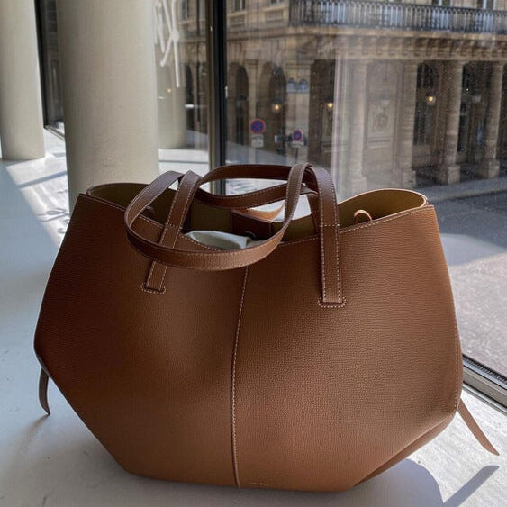 Caroline | Leather Tote Bag – Oversized Structured Design