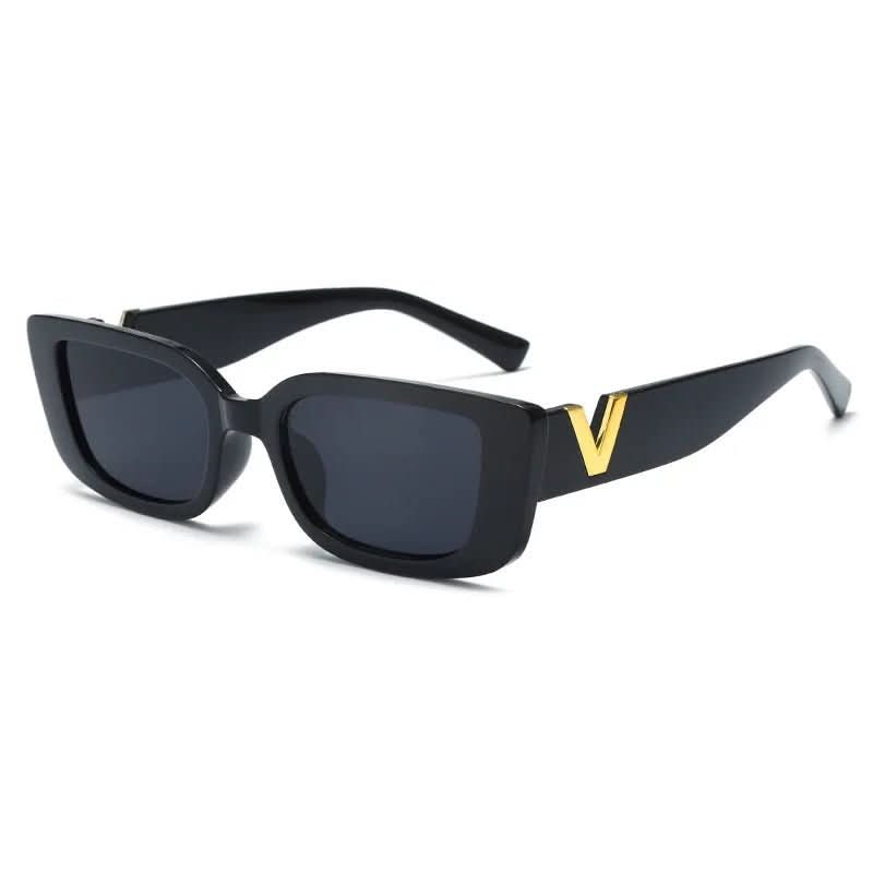 Cat-Eye Sunglasses With UV400 Protection – Lightweight Frame