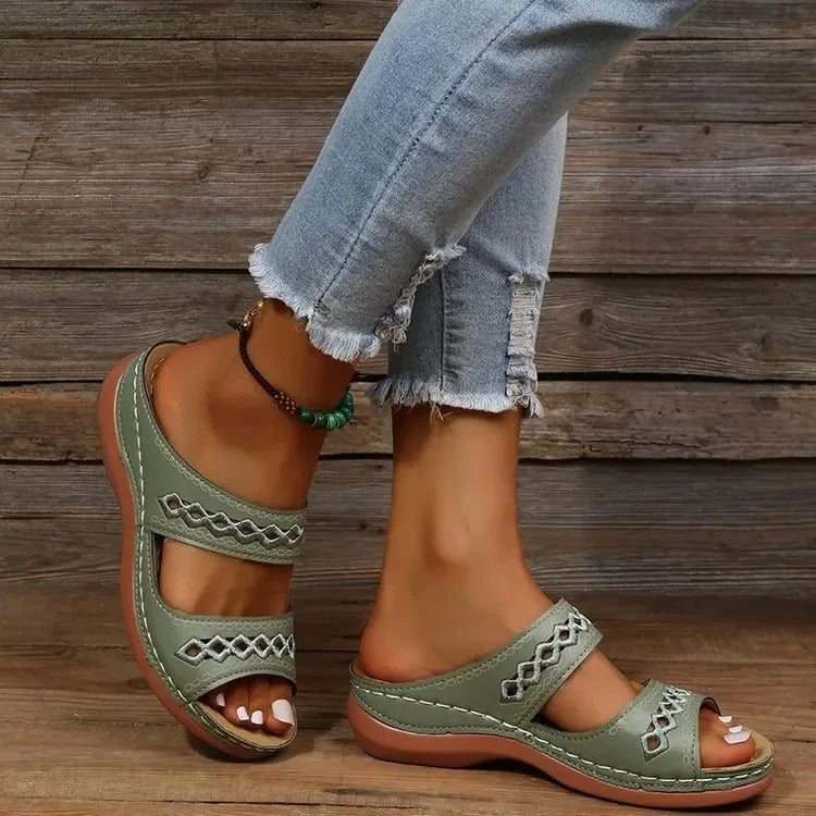 Claire | Adjustable Sandals for Women with Breathable Upper - Lightweight Design 1