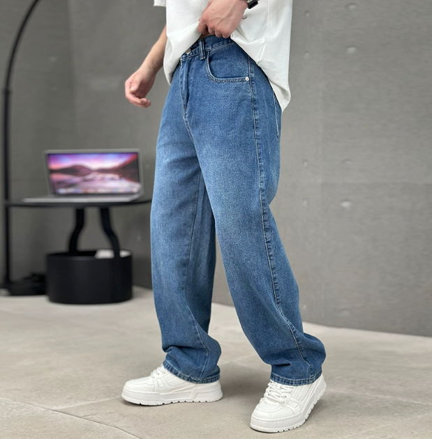 ClassicFit | Men's Jeans - Loose Fit Straight Leg Design for Comfort