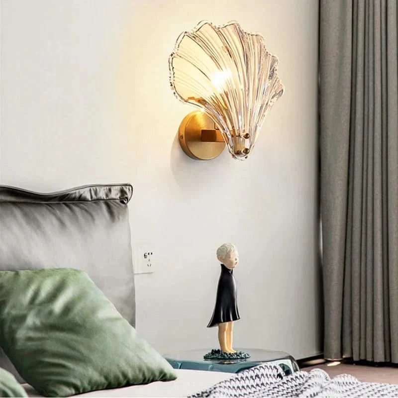 CoralBeam | Shell Glass Wall Light – Warm LED Design for Elegant Interiors