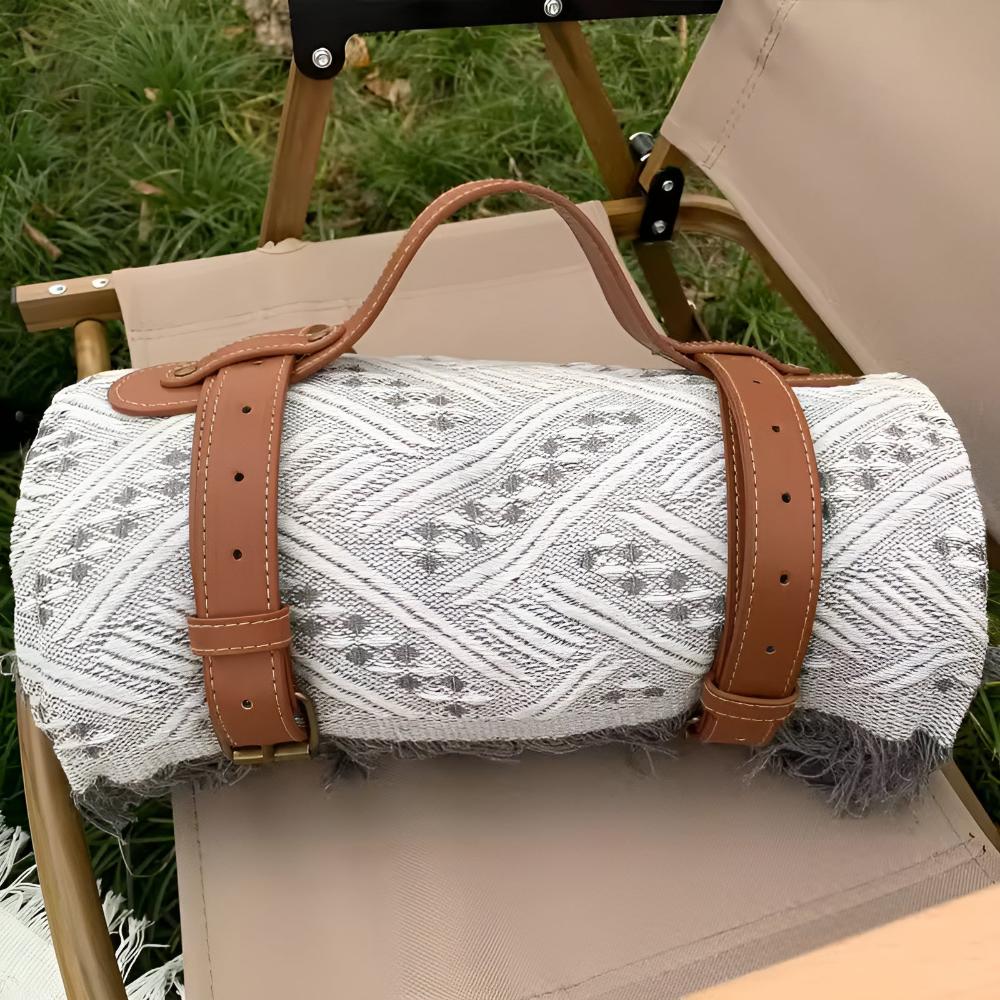 Countryside Comfort | Waterproof Picnic Mat – Large Lightweight Design