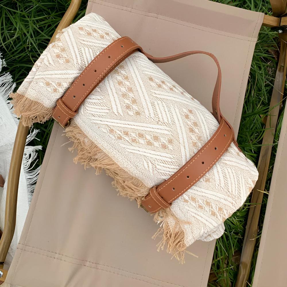 Countryside Comfort | Waterproof Picnic Mat – Large Lightweight Design