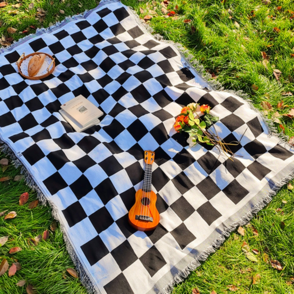 CozyHome | Large Checkered Picnic Blanket – Soft Microfiber with Fringe