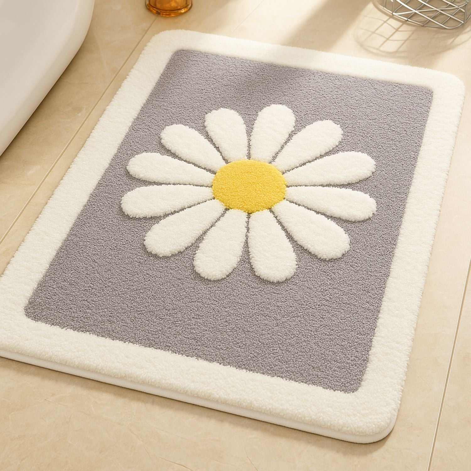DaisyBloom | Non-Slip Bath Mat – Soft Microfiber Floral Design