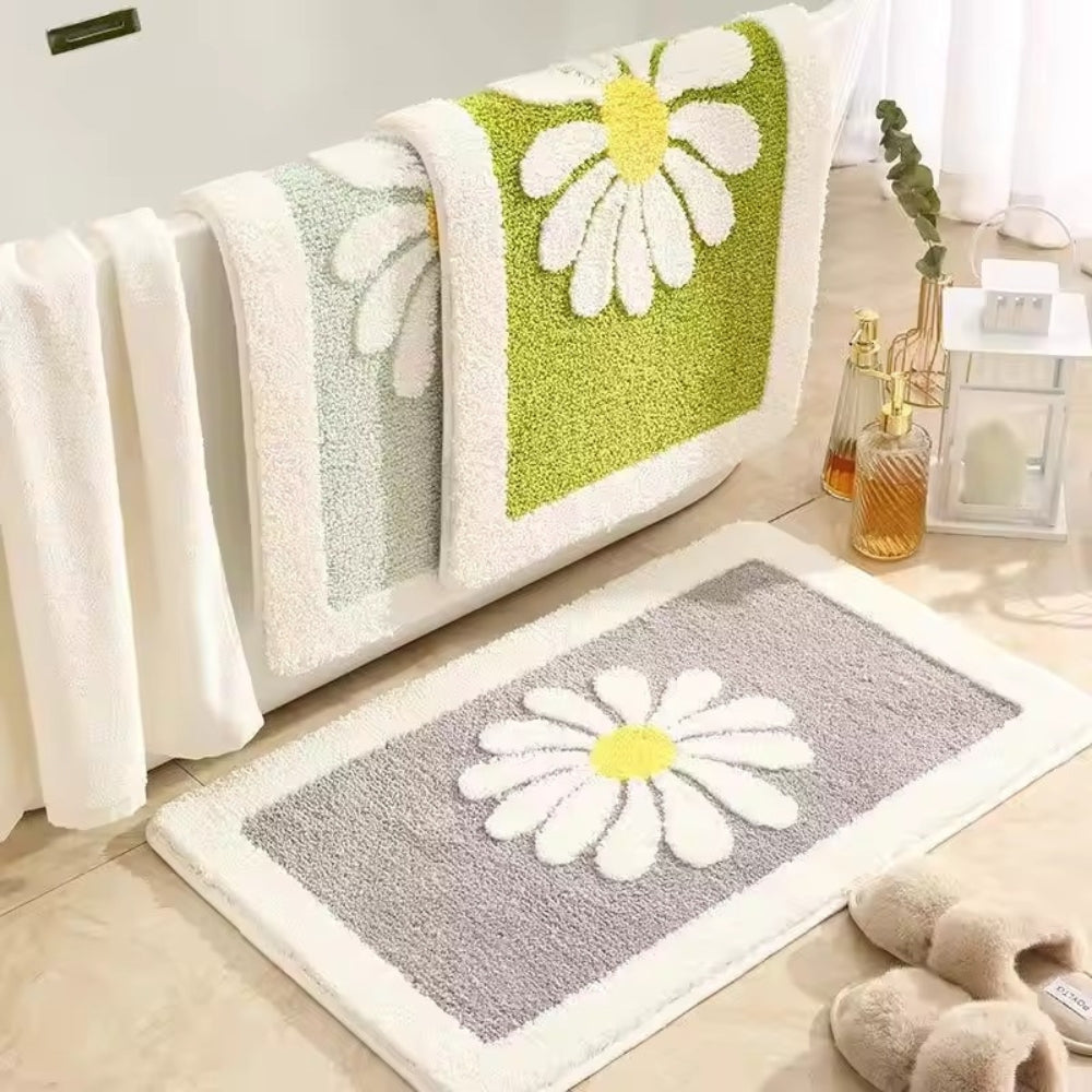 DaisyBloom | Non-Slip Bath Mat – Soft Microfiber Floral Design