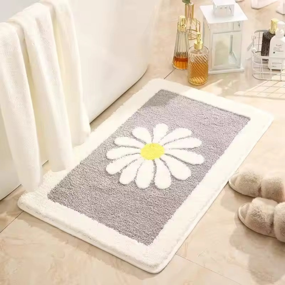 DaisyBloom | Non-Slip Bath Mat – Soft Microfiber Floral Design