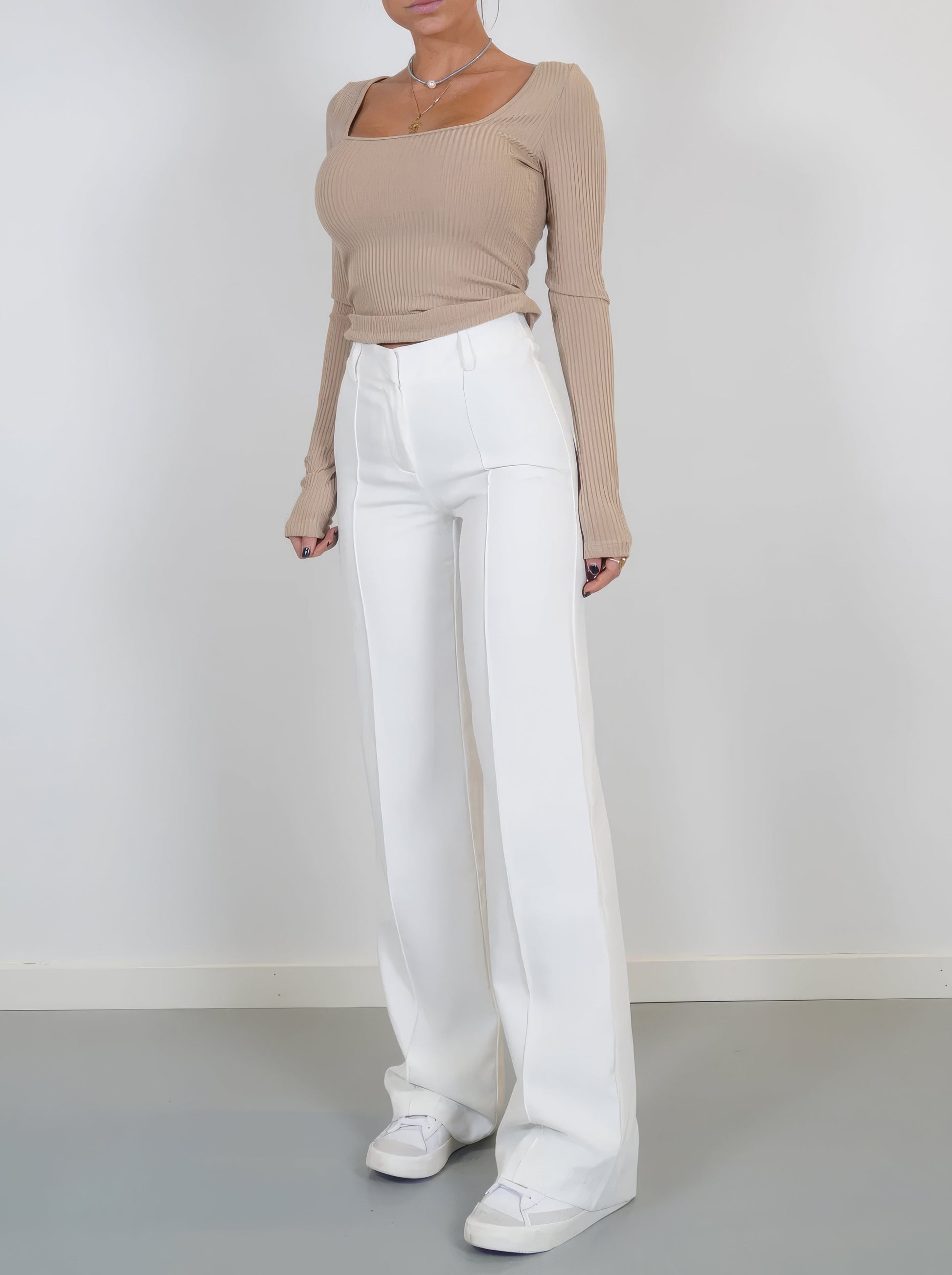ElegantWear | Women's Wide Leg Pants – Stylish Double Waistband Design 1