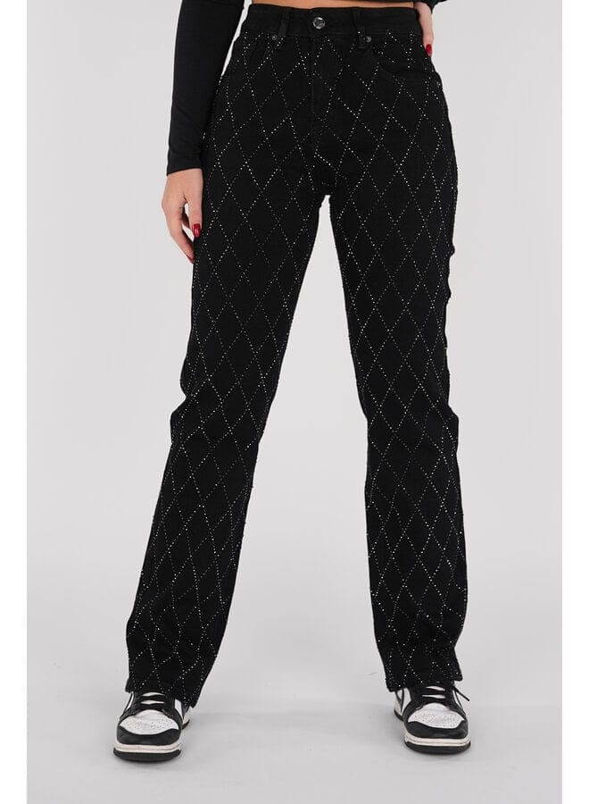 Essential Elegance | Women's Black Jeans – Straight Fit With Diamond Design 1