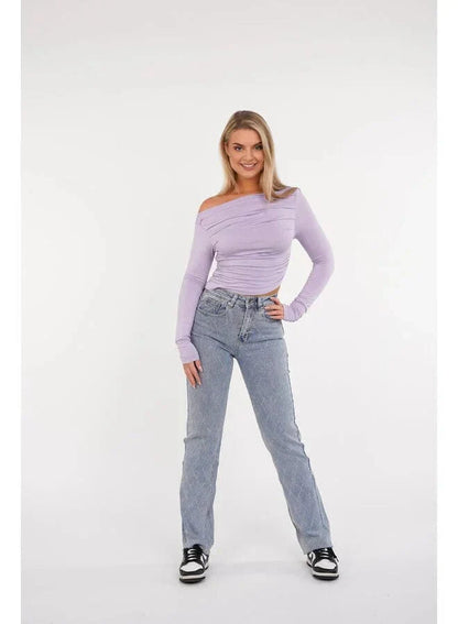 Essential Elegance | Women's Black Jeans – Straight Fit With Diamond Design 9