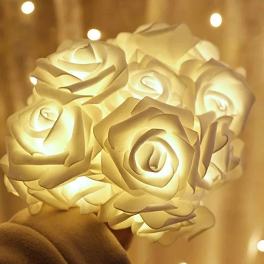 FLORALINE – Lichterketten mit künstlichen Rosen und warmem LED-Licht für ein romantisches Ambiente 1