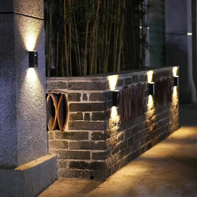 GlowGlim | Solar Garden Lights – Weather-Resistant Modern Design 2