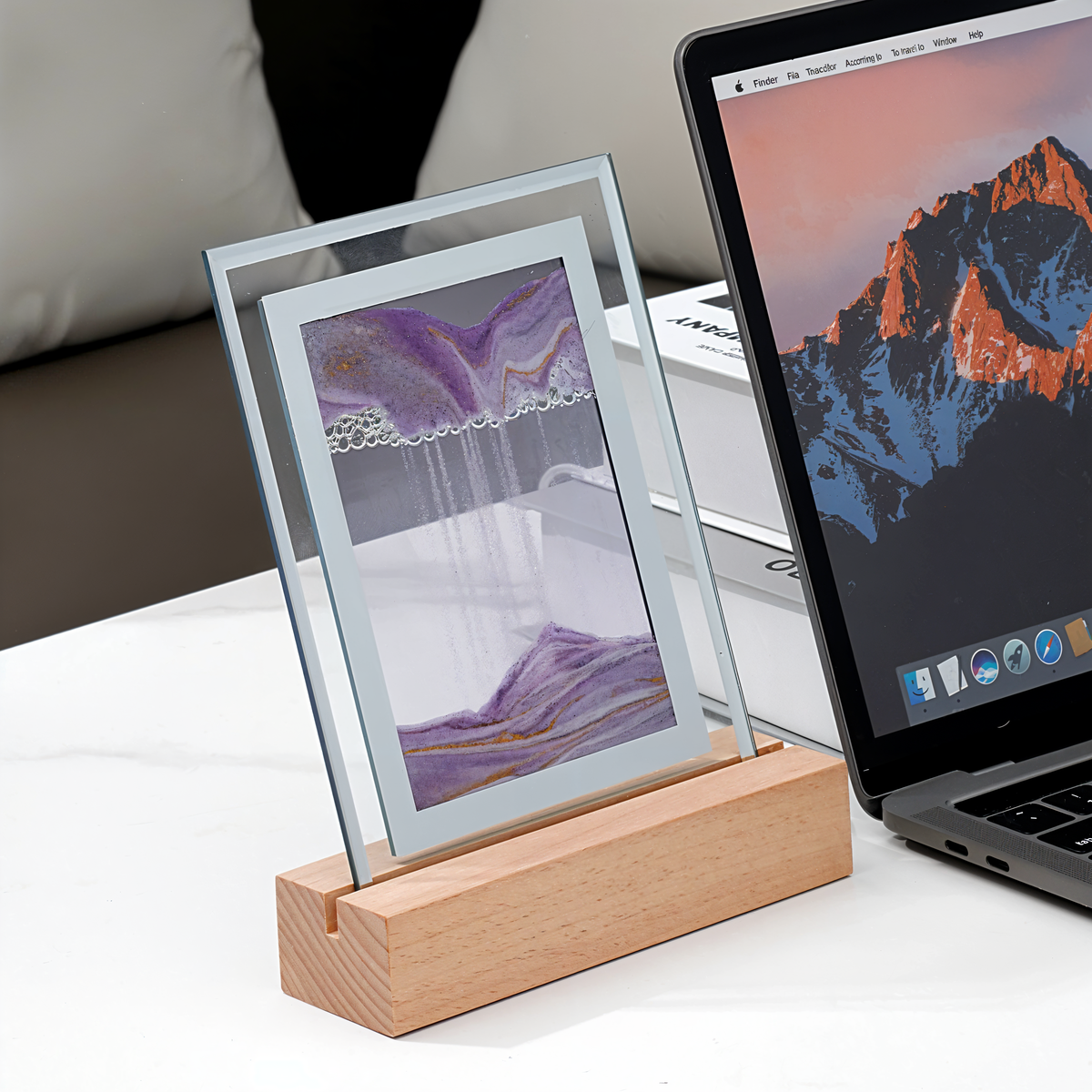 Sand Art Lamp, Glass and Wood | 5 Colours, Shifting Quicksand Picture | Shakeable Night Light for Desk or Bedroom 4