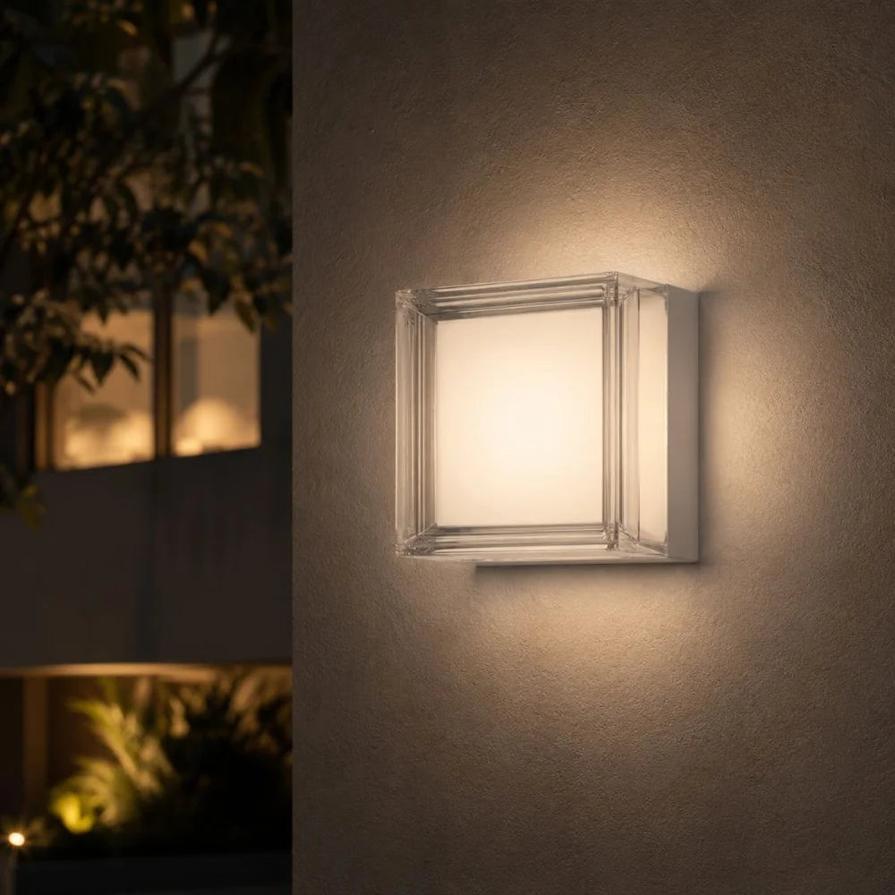 IP65 Waterproof Wall Lamp – Adjustable Colour Temperature LED Light