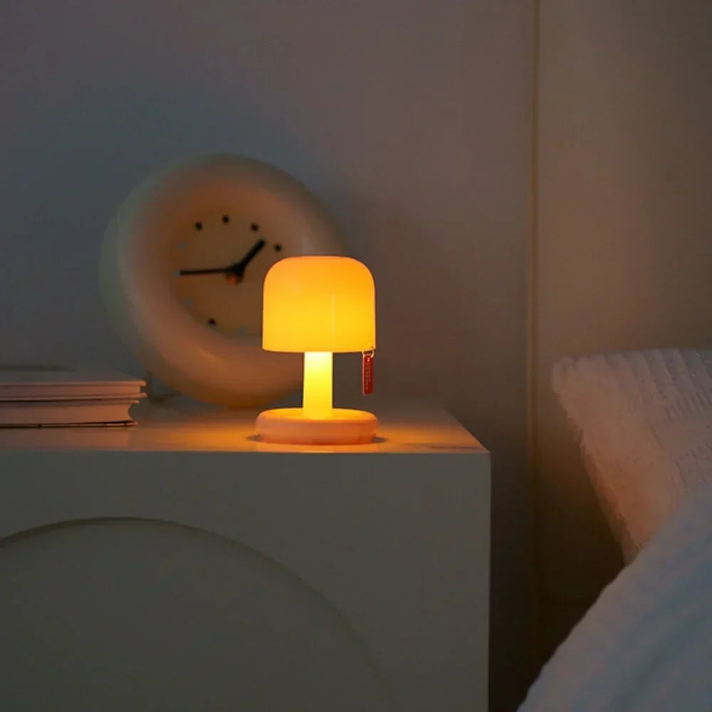 Sunset Projector Lamp LED | Adjustable Angle, Dimmable Warm White | USB Powered Mood Lighting for Desk or Bedside 5
