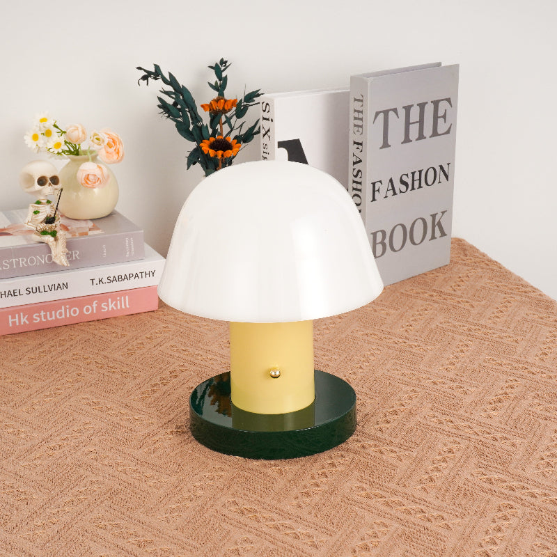 JH27_House_Table_Lamp_32