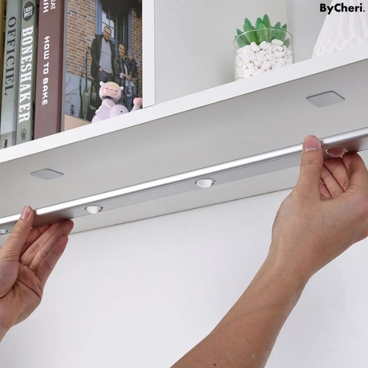 LED Motion Sensor Light | Magnetic Back, 3 Colour Temperatures, Adjustable Brightness | USB Rechargeable, Up to 60 Days