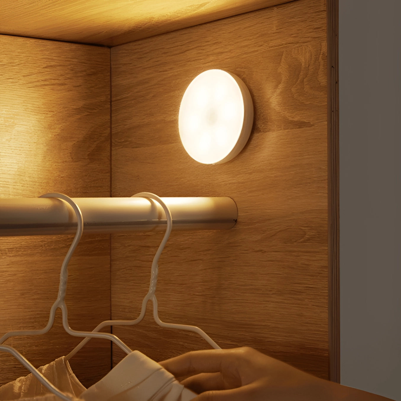 LED Motion Sensor | Round Puck Light, Warm Even Glow