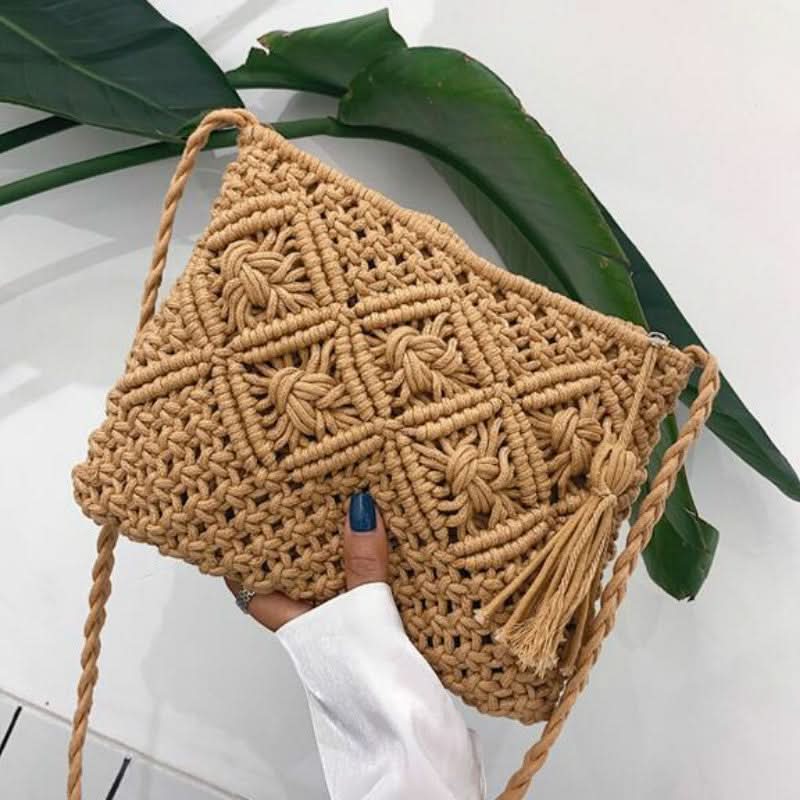 London | Woven Shoulder Bag - Trendy Boho Chic Design