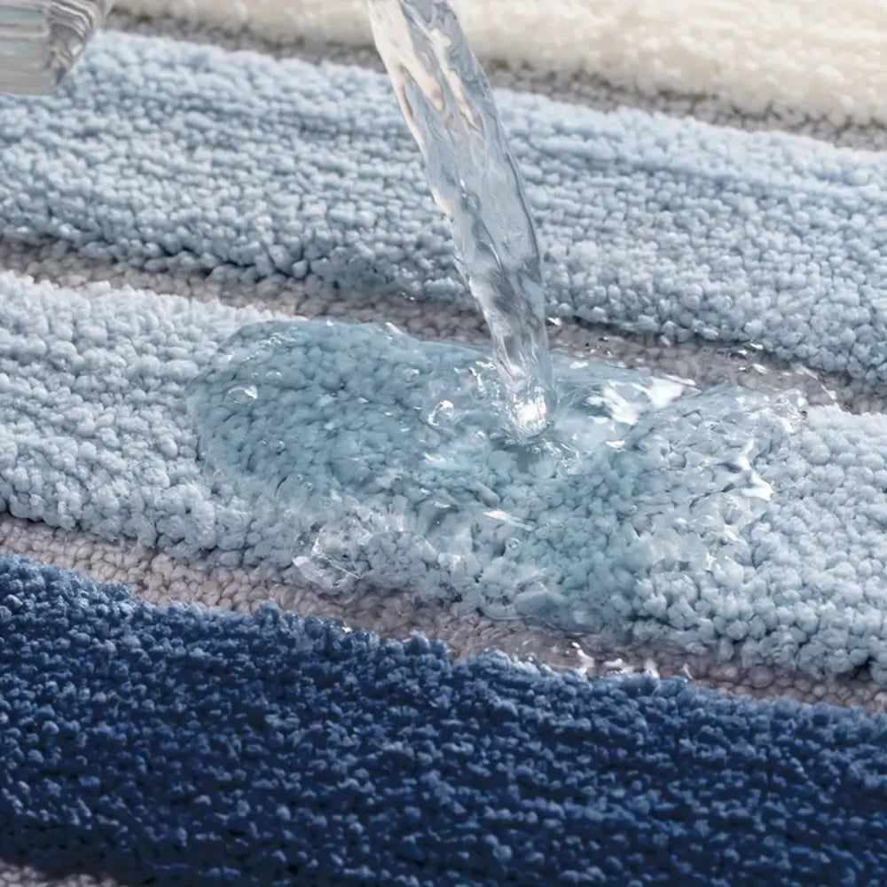 Lumiere | Non-Slip Bath Mat – Striped Absorbent Microfiber Design