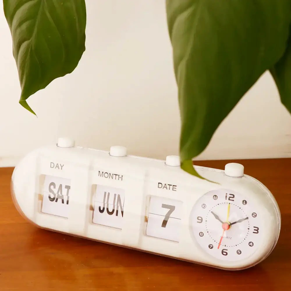Manual Flip Calendar Clock With Analog Time Display 1