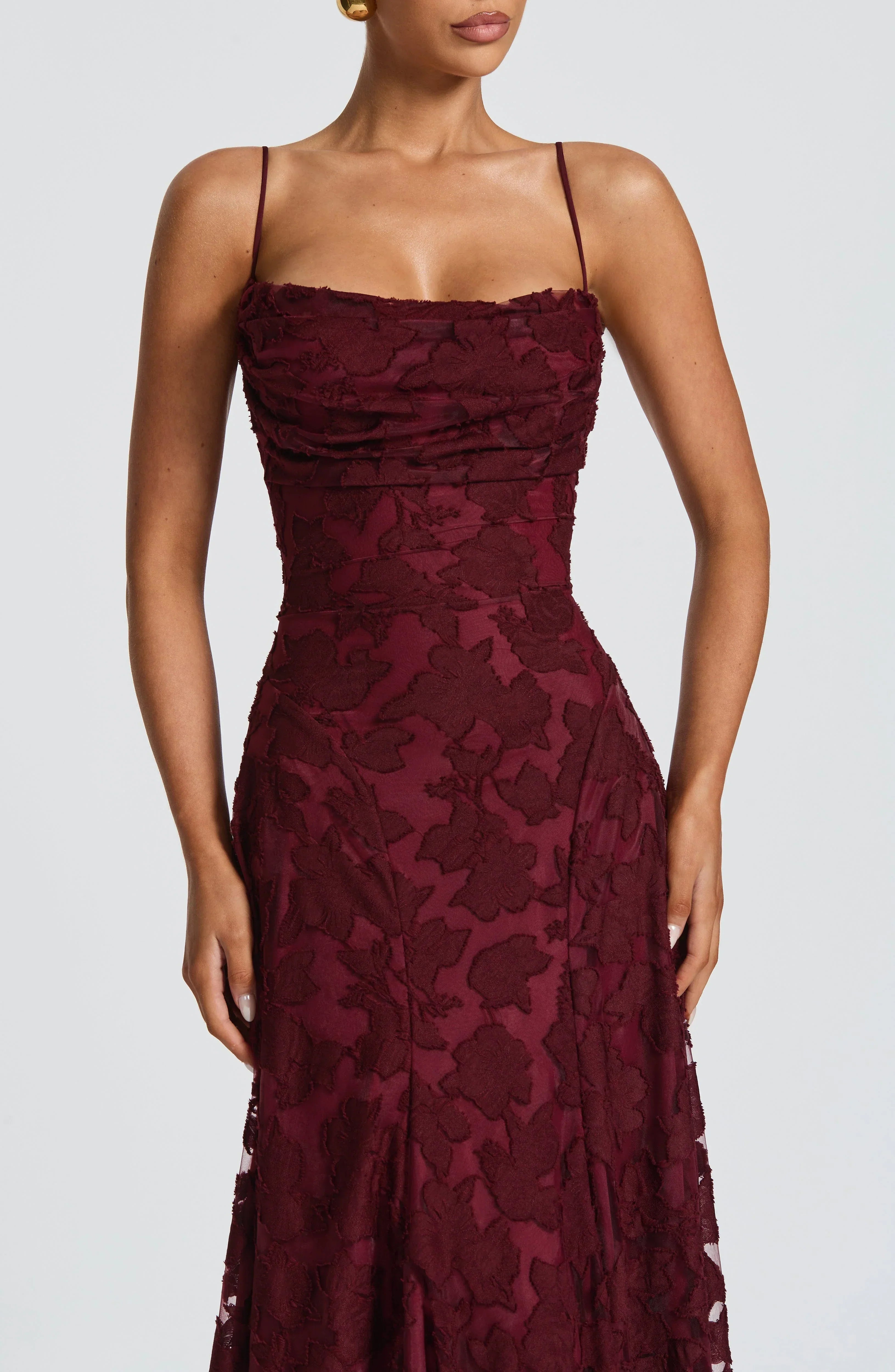Maxi Dress for Women – Long Sleeve Fitted Waist Flowing Design
