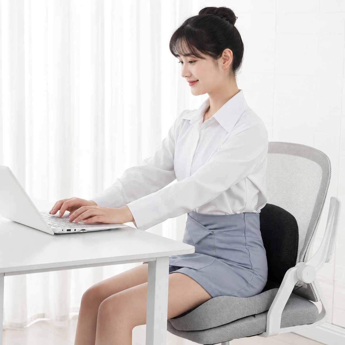 Memory Foam Pillow | Contoured Seat Cushion with Side Wings