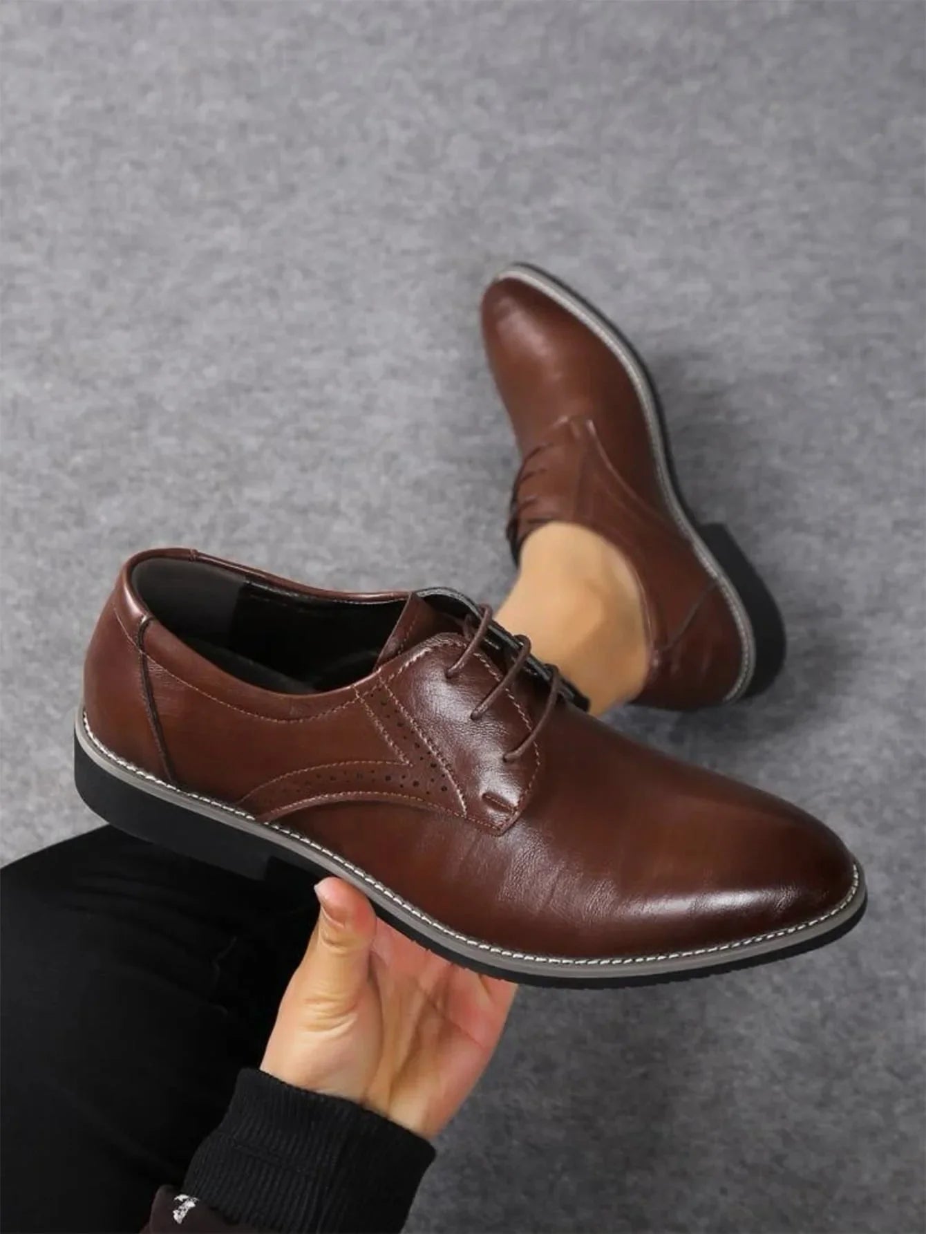Men's Black Dress Shoes – Oxford Lace-Up Design With Brogue Detailing