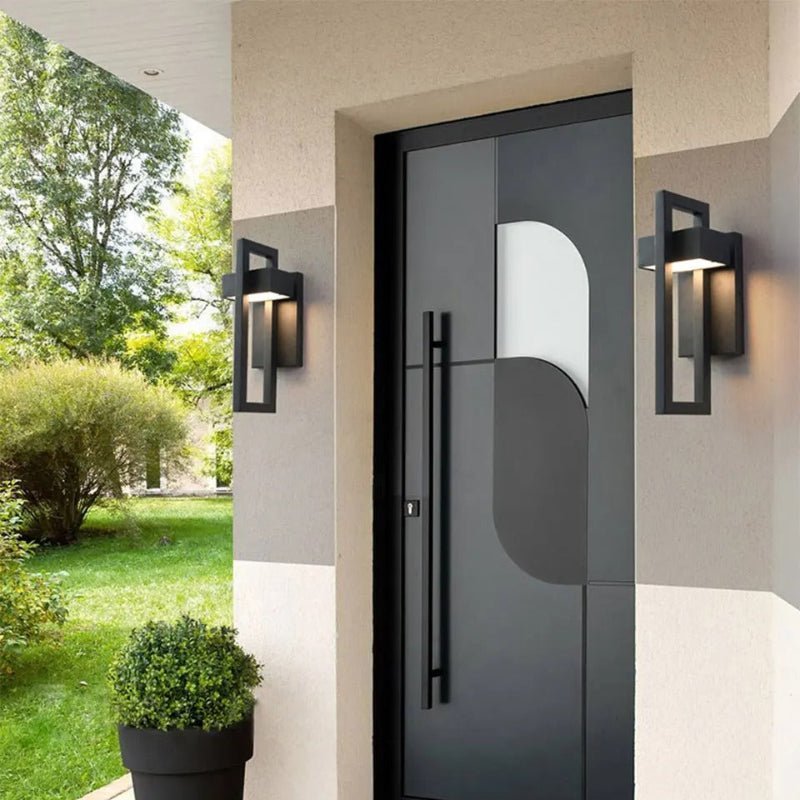 Outdoor Wall Light – Modern Up and Down Design for Garden Illumination
