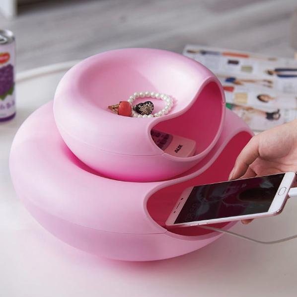 Pistachio Nut Bowl with Shell Storage | Dual Compartment Snack Organiser | Built-In Phone Stand, Decorative Bowl