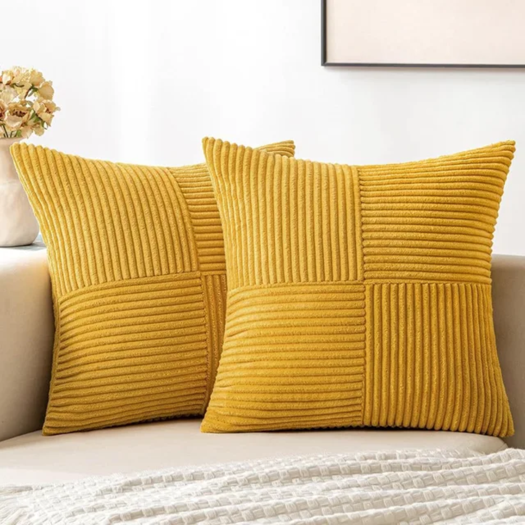 Plush Cushion – An Elegant Decorative Accent for Your Sofa or Bedroom 3