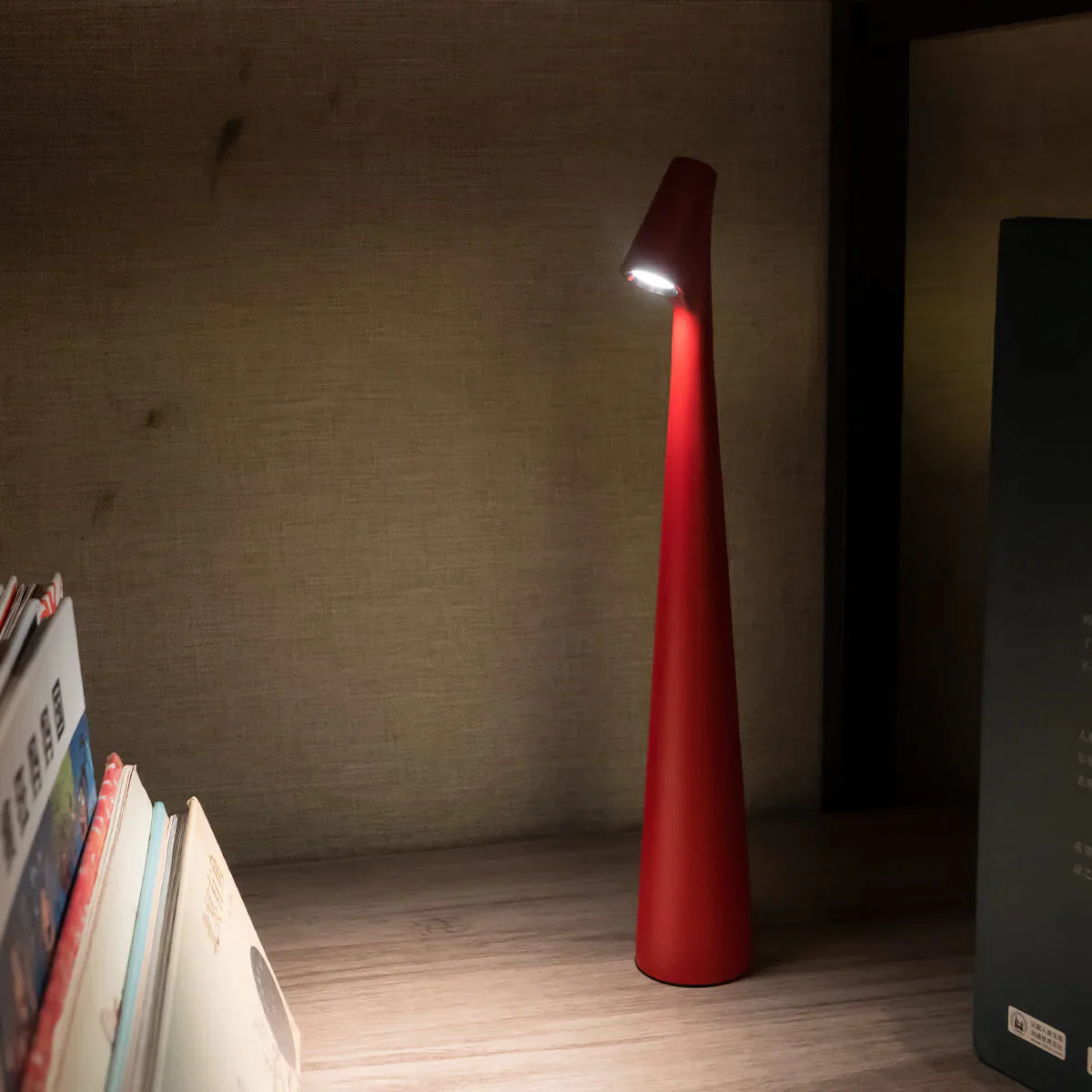Rechargeable Table Lamp – Modern Minimalist Cordless Design