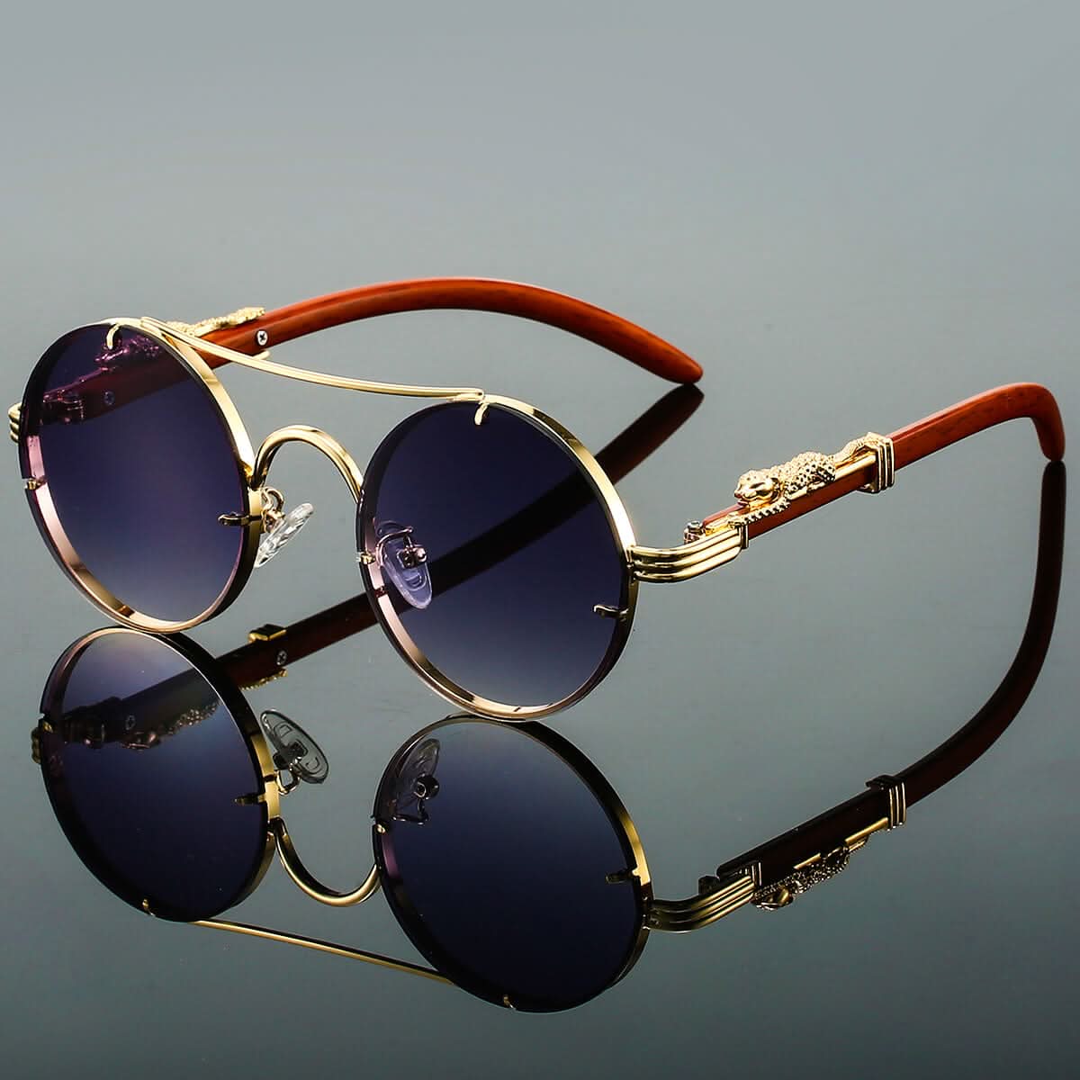 RetroStyle | Oval Metal Sunglasses with UV Protection - Lightweight Frame Design