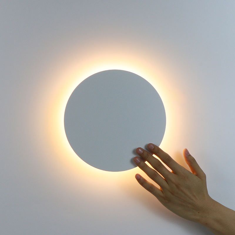Round Backlit LED Wall Light – Energy Efficient Indoor Illumination