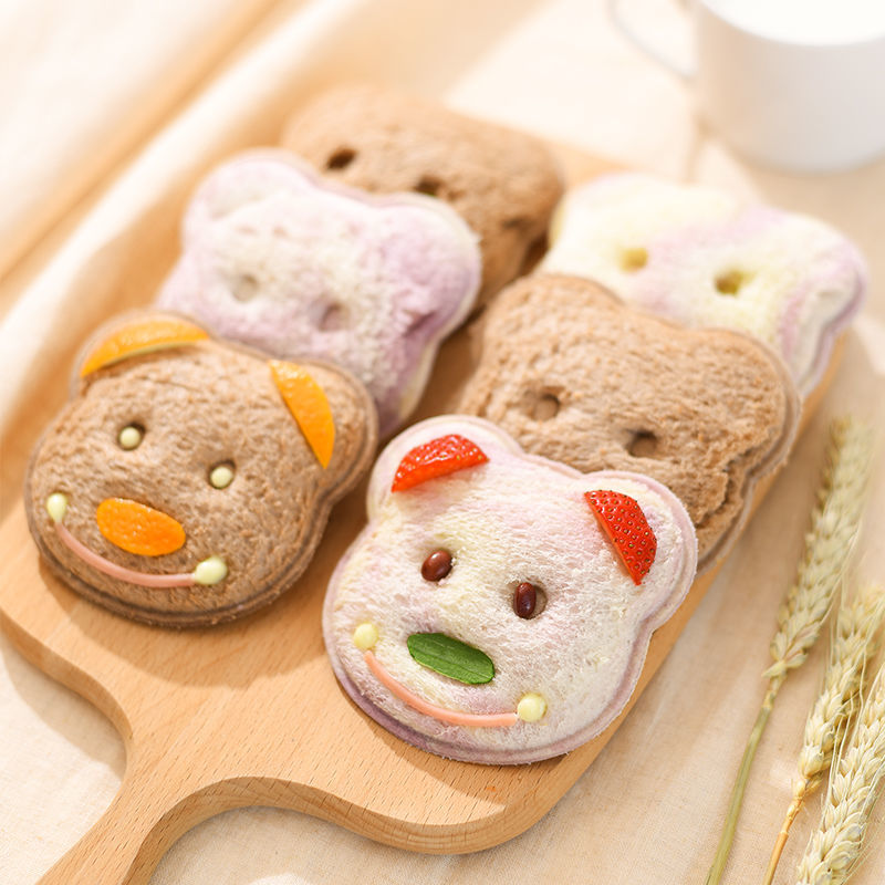 Sandwich Shape Cutters Food-Safe Plastic | 6 Fun Shapes Including Bear, Car and Rabbit | Extra Deep Edges Keep Fillings Hidden