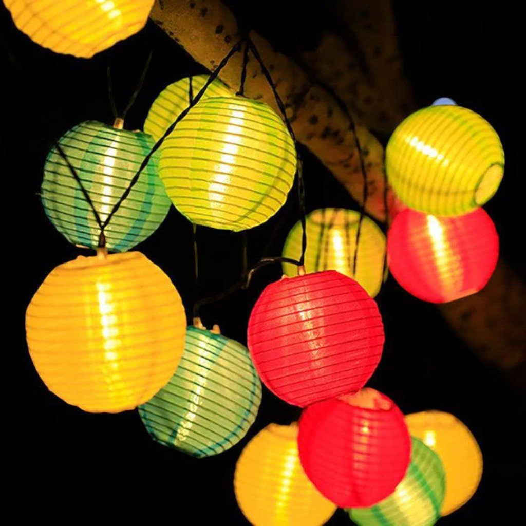 Solar String Lights Outdoor – Waterproof Lanterns for Garden Patio Use