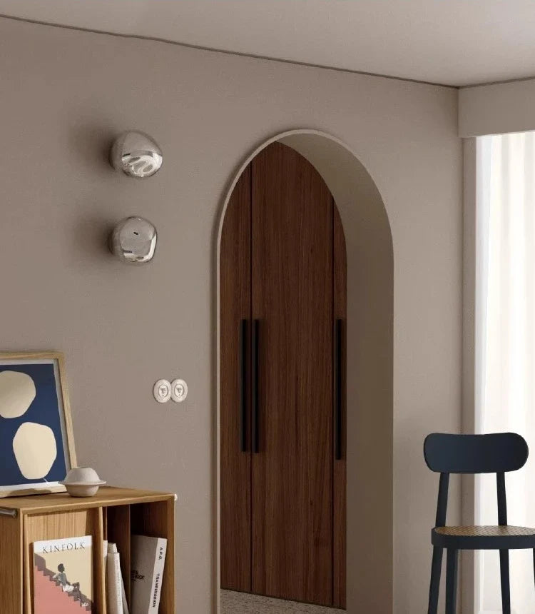 Space_Glass_Wall_Lamp_23