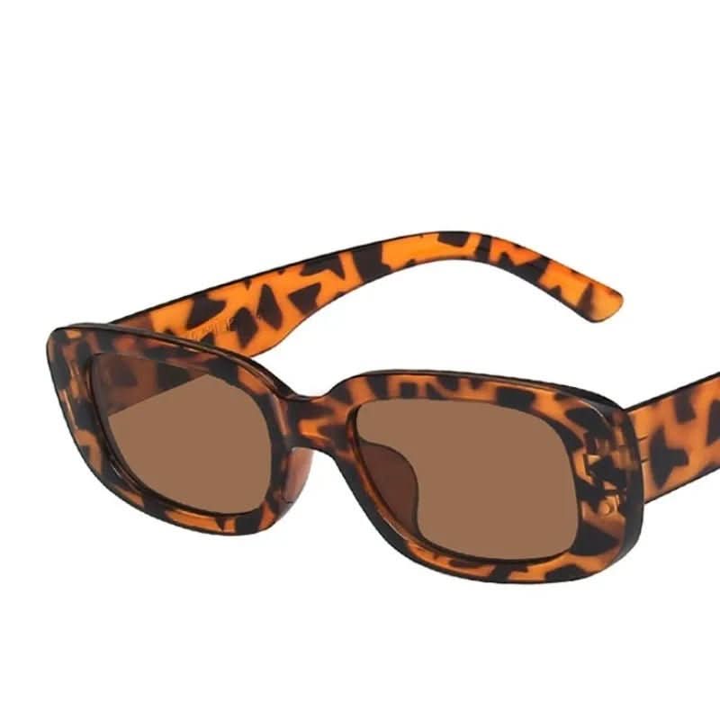 VintageShade | Rectangular Sunglasses With UV400 Protection - Lightweight Frame