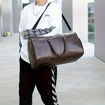 Voyager's Haven | Deluxe Leather Travel Bag - Spacious Retro Design for Travelers 2