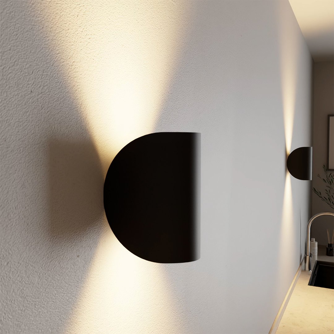 Wall Sconce Light – Adjustable Indoor LED Fixture with Versatile Design