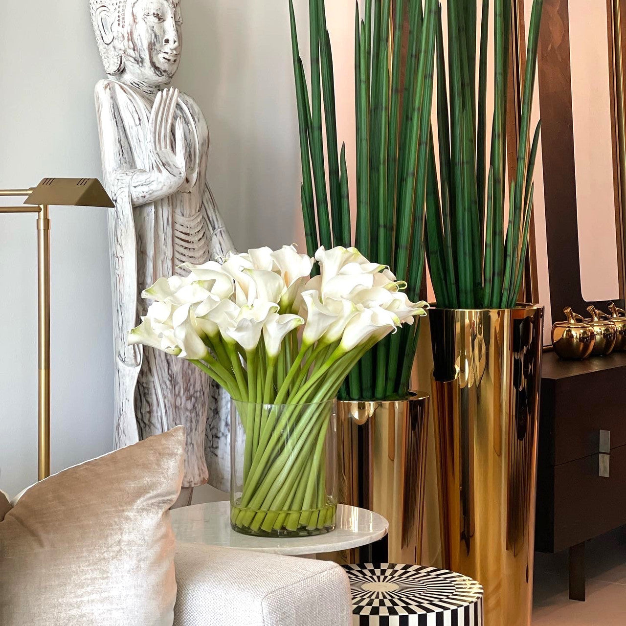 White Calla Lily Arrangement in Glass Vase 2