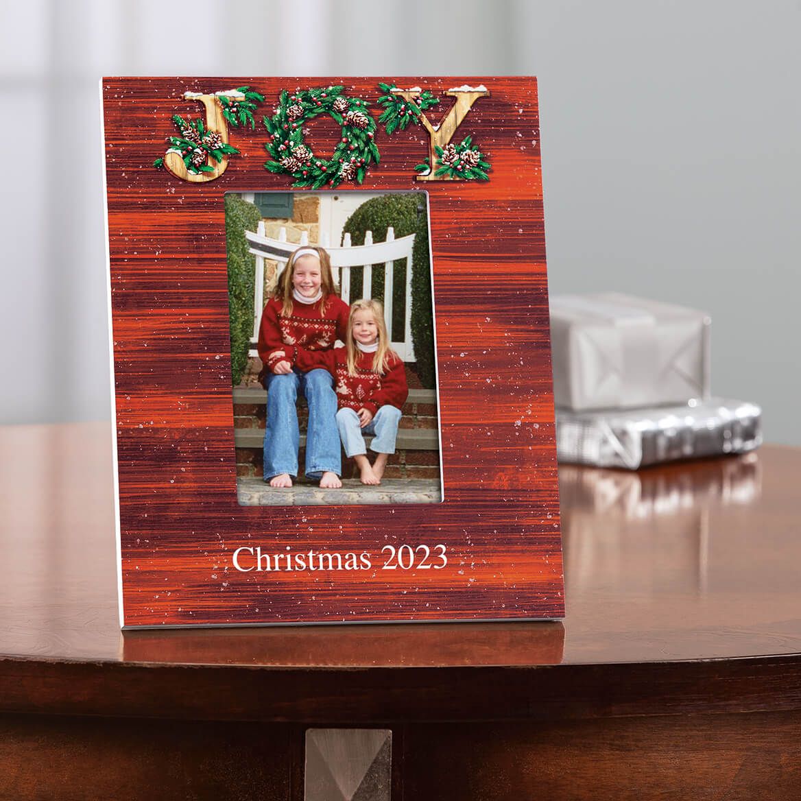 Personalised Christmas Picture Frame | Solid Wood, Holds 4 x 6 Inch Photo | Wreath Design, Wall or Table Mount 5