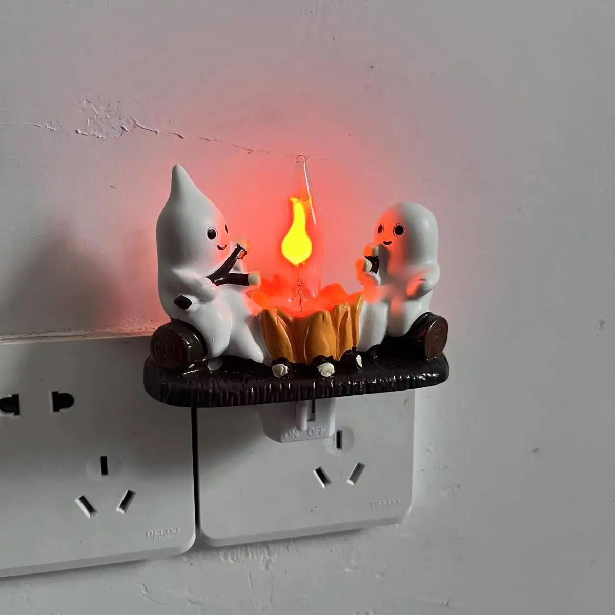 LED Ghost Figurine Halloween Decor | Flickering Warm Fire-Light Effect | Reusable Battery-Operated Resin Decoration 6