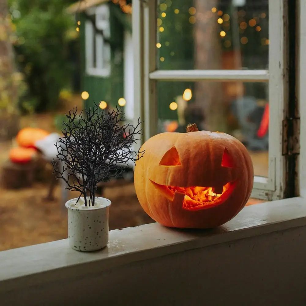 Artificial Dead Branch Decor Set Halloween | 5 Pieces, Antler-Shaped Branches | Non-Fading Matte Black Plastic, Reusable 10