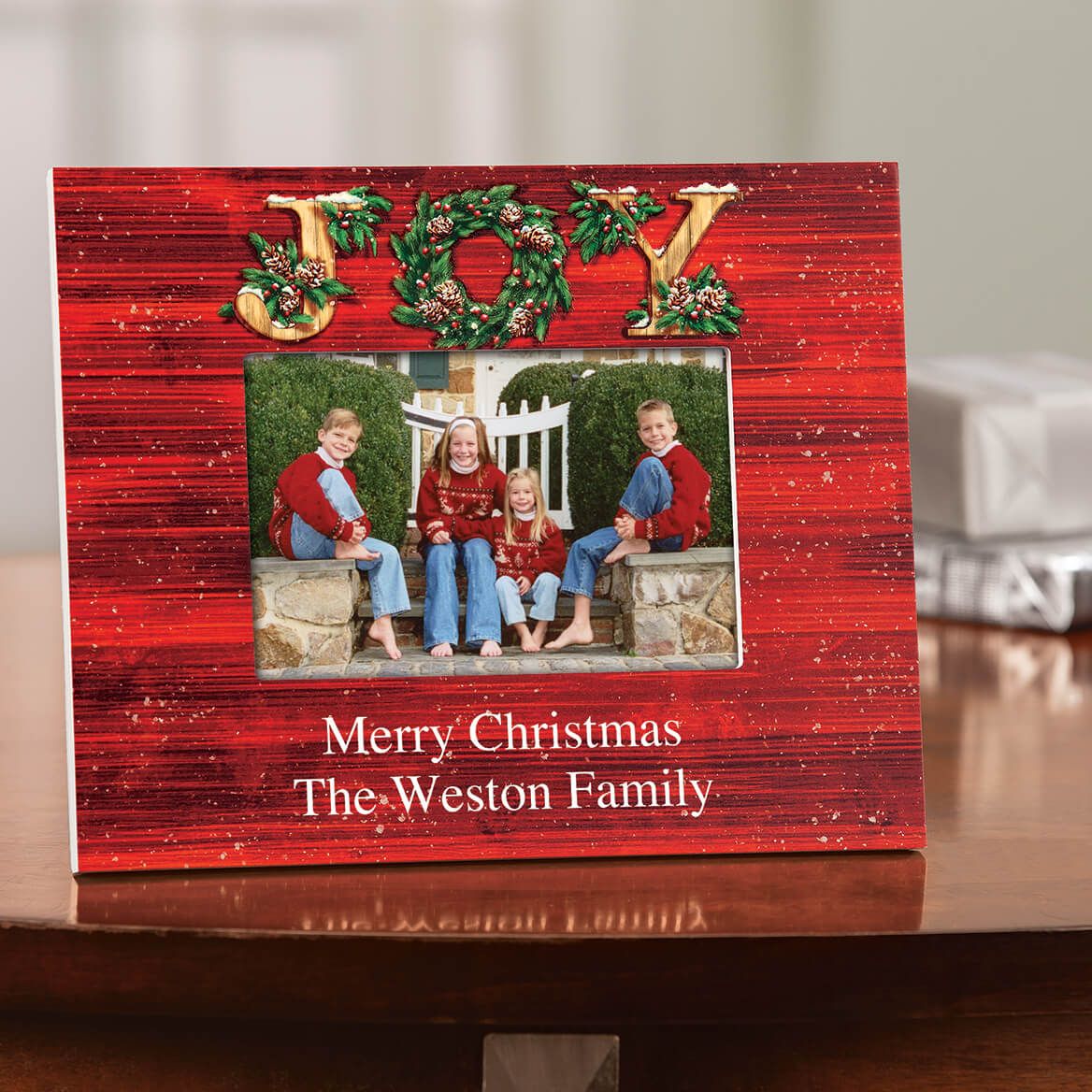Personalised Christmas Picture Frame | Solid Wood, Holds 4 x 6 Inch Photo | Wreath Design, Wall or Table Mount 1